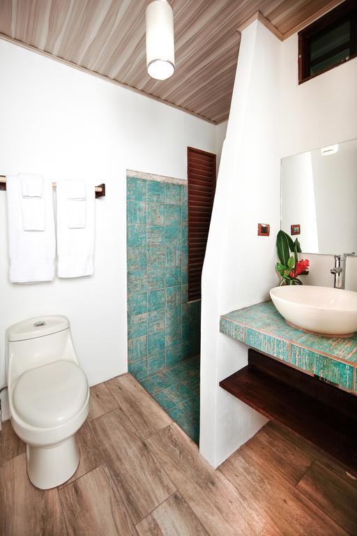Отель Cabinas D'Val Увита Экстерьер фото